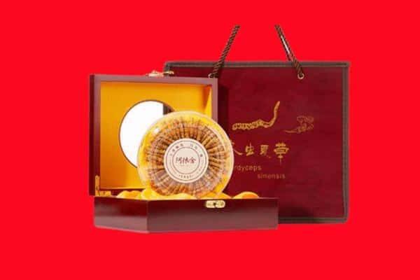 收购资讯:金华市永康回收冬虫夏草是按克吗